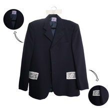 Cargar imagen en el visor de la galería, Upcycled Blazer con Encaje