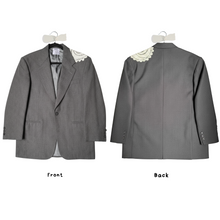 Cargar imagen en el visor de la galería, Upcycled Blazer con Encaje