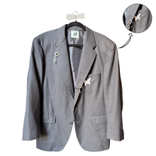 Cargar imagen en el visor de la galería, Upcycled Blazer con Encaje
