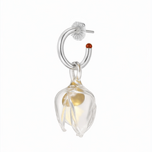 Cargar imagen en el visor de la galería, Uchuva Charm
