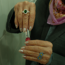 Cargar imagen en el visor de la galería, Abuela's Ring
