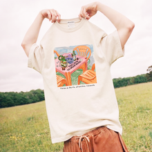 Cargar imagen en el visor de la galería, Camiseta Too Latin to Wear Beige
